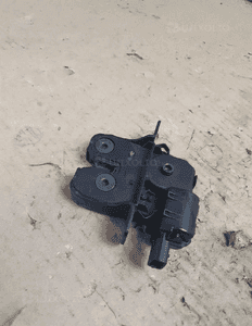 Renault Megane III Zamek Klapy Bagażnika 846300003R 5