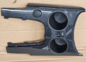 Peugeot 3008 I uchwyt na kubki cupholder