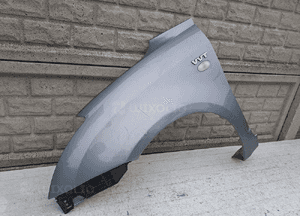 Suzuki swift Mk6 05-1- błotnik przedni lewy 3