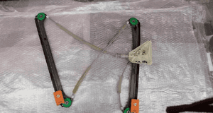 MECHANIZM OPUSZCZANIA SZYBY AUDI A3 SPORTBACK 8P4 1