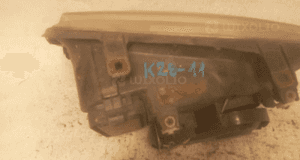 Przod przednia lampa prawa volkswagen polo 6N2 4