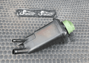 Zbiorniczek Zbiornik Plynu Oleju Wspomagania Korek AUDI A4 B6 B7 5