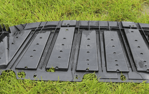 Osłona płyta pod zderzak focus MK3 st CM51-A8B384-D 2013 3