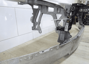 BELKA  PAS ZDERZAKA w205 A2056202034 mercedes 10