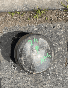 mercedes E 211 AMG  6,3 zderzak  lift   halogen kratka lewa 6