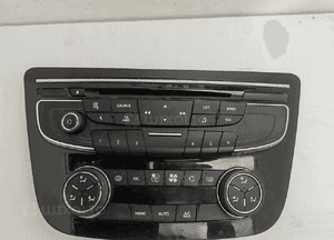 Panel sterowania nawiewem radiem peugeot 508 1