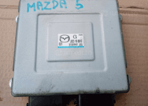 Mazda 5 1.8 16V komputer sterownik silnika L823