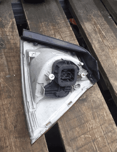 Tyl tylna lampa lewa volkswagen golf v 3