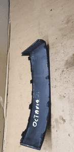 Listwa pod lampę prawy tył tylna prawa Skoda Octavia II Sedan 1Z5813346 3