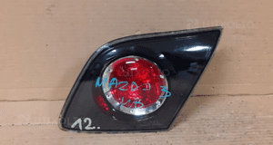 Lampa prawy tył mazda 3 z klapy 1