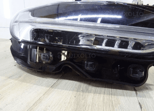 Volvo S90 V90 2016 2017- lampa led prawa przód 31468901 4