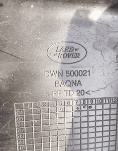 Pokrywa akumulatora prawa strona DWN500021 LAND ROVER DISCOVERY 3 III / Range Rover Sport L320 2