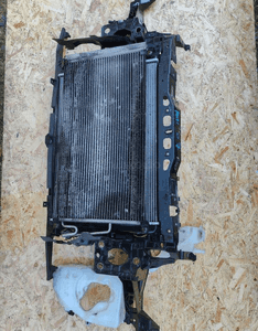 Mini Cooper R50 1.6 PAS PRZEDNI WZMOCNIENIE CHŁODNICE WENTYLATOR 1