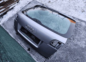 Klapa Bagaznika Szyba Srebrna Szara Audi A3 8P Sportback 5 D Drzwi 31