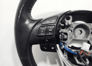 KIEROWNICA MULTIFUNKCJA STEROWANIE PRZYCISKI MAZDA CX-3 CX3 2015-2018 4