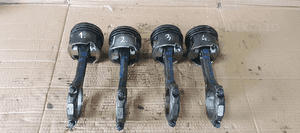 Tłok korbowód VW Touareg 7L 3.0 TDI 1