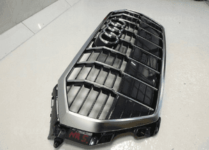 Audi Q3 83A 83F grill atrapa chłodnicy czarny chrom nowy oryginał 7