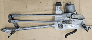 Peugeot 308 T9 mechanizm wycieraczek przód 1