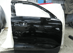 Volvo XC40 drzwi przednie prawe 1