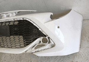 Zderzak przód przedni toyota corolla E21 hb kombi 19- 3