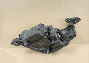 Lampa prawa reflektor prawy opel corsa f 2019- 2