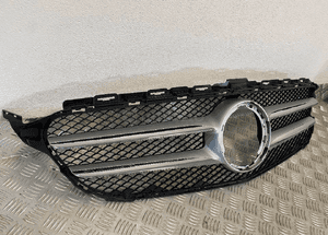 Grill gril atrapa mercedes c-klasa W205 2014- 3