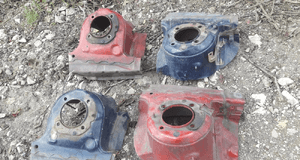Mazda 323  323f BJ  Premacy Kielich przód przedni mocowanie nadkole 1