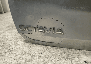 Klapa tył pokrywa bagażnika skoda octavia iv 4 5E6 hb sedan 20- 2