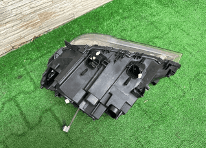 Lampa bmw 7 F01 F02 lci xenon 7379668 3
