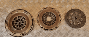 Bmw F20 F21 koło dwumasowe sprzęgło 1.5D B37D15A 76 tyś 8605486 1