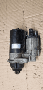 Rozrusznik starter silnika VW New Beetle 2.0 1