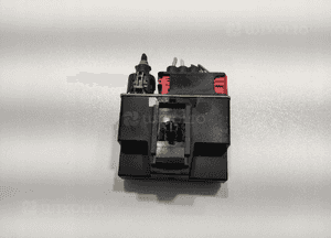 PRZEKAŹNIK ŚWIEC ŻAROWYCH PEUGEOT 3008 I 1.6 E-HDI 9662570880 2013-2016 2