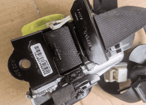 Pas napinacz prawy przedni przód 88820-G4100 hyundai I30 iii 2