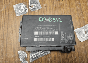 Moduł 8E0959433CH Sterownik Komputer Komfortu Audi A4 B7 Europa 1