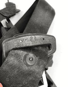 PAS BEZPIECZEŃSTWA PRAWY MERCEDES E W212 3