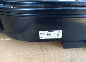 Renault Espace V sobwoofer  BOSE 281700926R 3