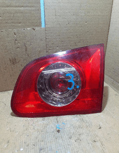 Lampa tylna prawa vw passat B6 kombi nr 3C9945094A 1