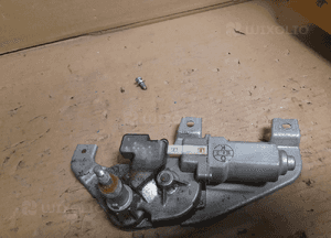 SILNICZEK WYCIERACZKI TYŁ SUZUKI SWIFT V 2