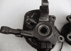 ZWROTNICA PIASTA LEWY PRZÓD OPEL MERIVA A ABS PIASTA 5 ŚRUB 1,7 DTI 7