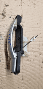 Klamka zewnętrzna prawy tył Ford Mondeo MK3 1S71-F226B22-AC 1