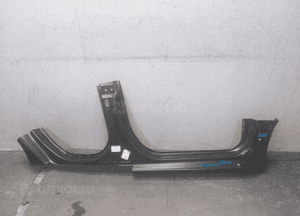Próg słupek prawy ford fiesta MK7 8A81-A10130-AA 1