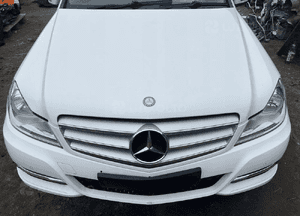 Mercedes W204 2.2CDI lift kpl przód 149 oryginał w kolor 1