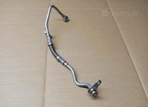 Przewód rurka smarująca dopływu oleju olejowa turbiny BMW M5 G30 F90 4.4 7934655 3