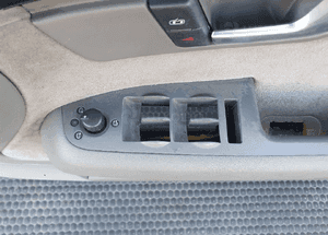 Boczek drzwi Prawy Przod UK Anglik Alcantara Swing Audi A4 B6 B7 7