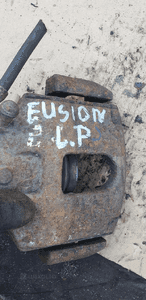 Zacisk hamulcowy lewy przód przedni lewy Ford Fusion 5