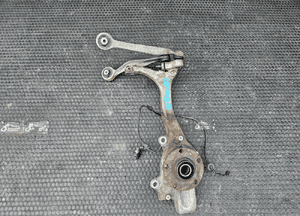 Zwrotnica 8E0258F 8E0407242B Zawieszenie Piasta Czujnik ABS Przednia Przód Prawa AUDI A4 B6 B7 1