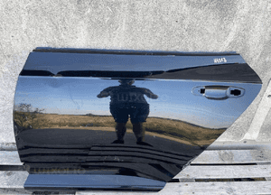 Drzwi tyl tylne lewe vw arteon 3G8 ladne  listwa 1