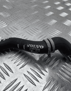 Volvo przewód wąż chłodnicy 31657656 8
