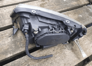 Przod przednia lampa prawa volkswagen sharan / seat alhabra 2