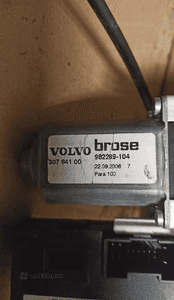 # MECHANIZM SZYBY LEWY PRZÓD VOLVO C70 II nr 30633660LH / 30773298AA 5